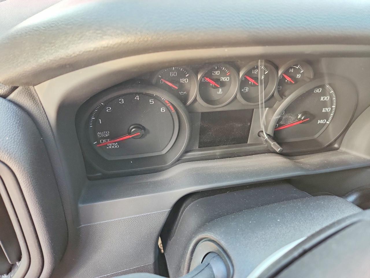 2025 CHEVROLET SILVERADO K1500 CUSTOM photo 9