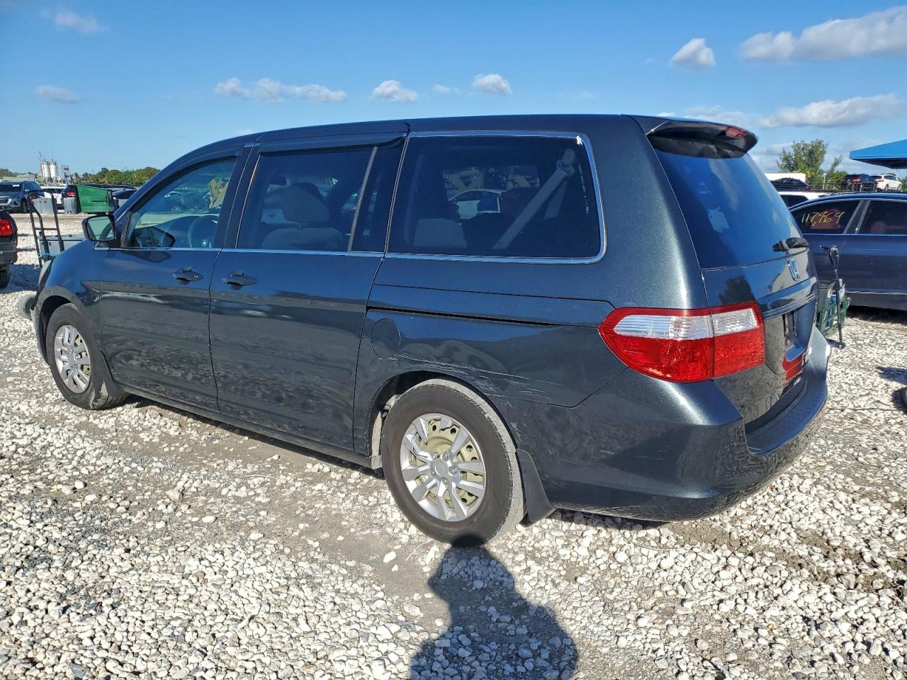 2006 HONDA ODYSSEY LX photo 2