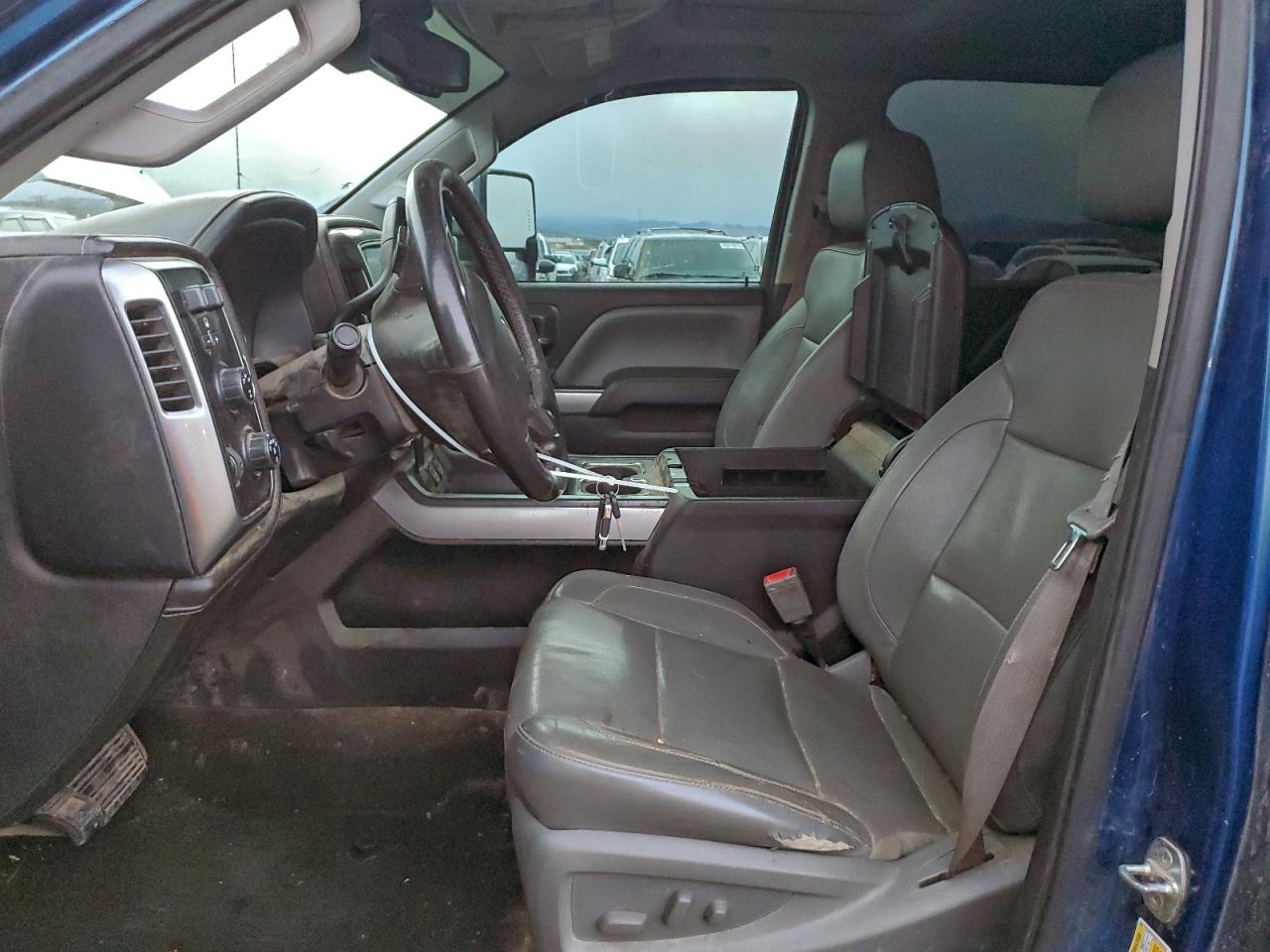 2015 CHEVROLET SILVERADO K2500 HEAVY DUTY LTZ photo 7