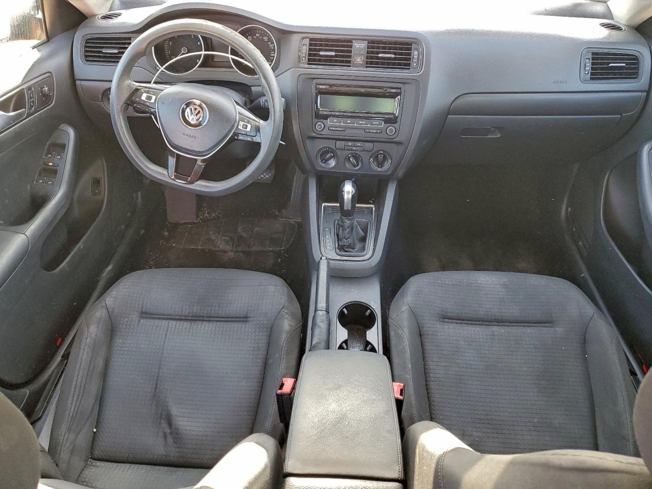 2015 VOLKSWAGEN JETTA BASE photo 8