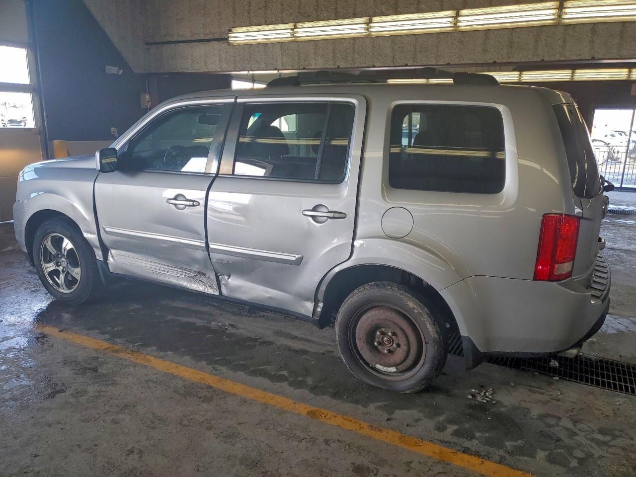 2015 HONDA PILOT EXL photo 2