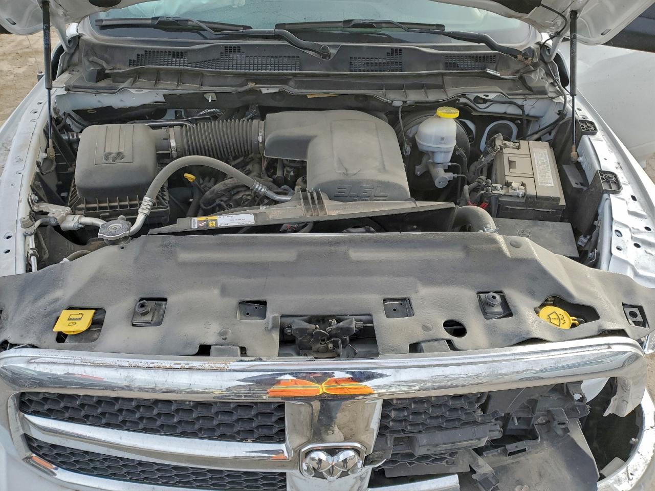 2023 RAM 1500 CLASSIC SLT photo 11