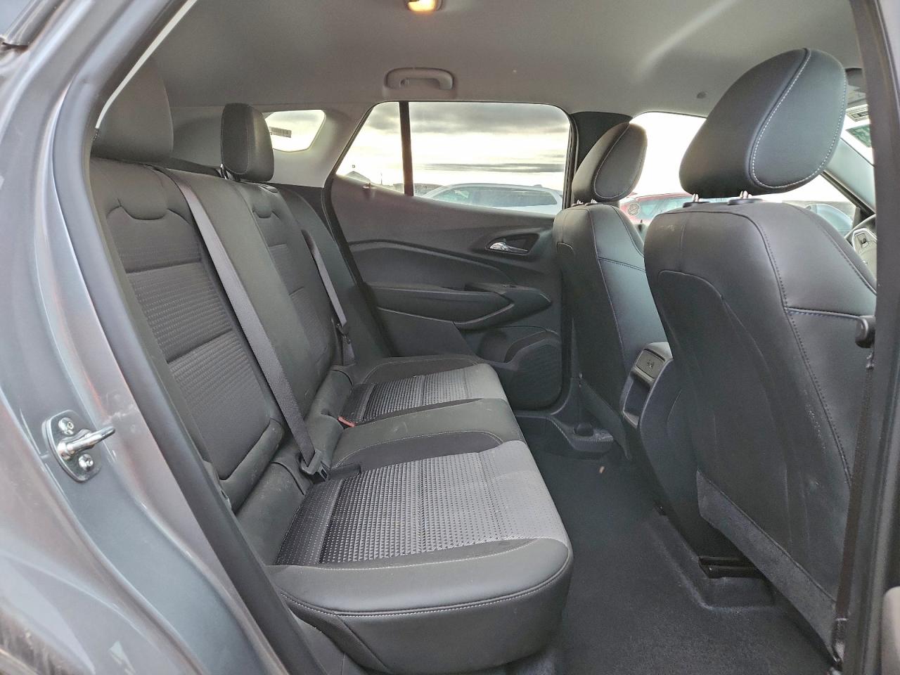 2025 CHEVROLET TRAX 1LT photo 19
