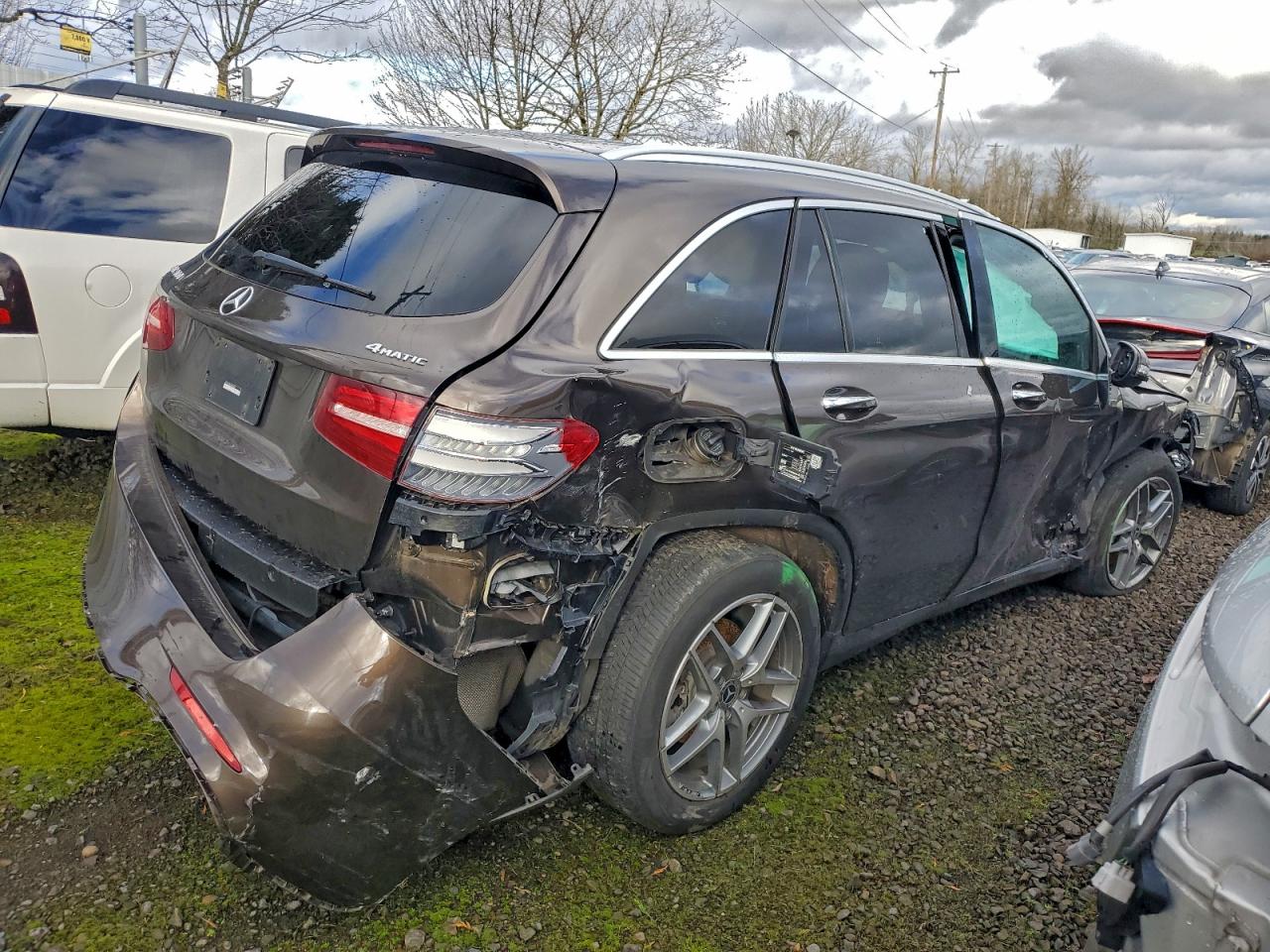 2018 MERCEDES-BENZ GLC 300 4MATIC photo 3