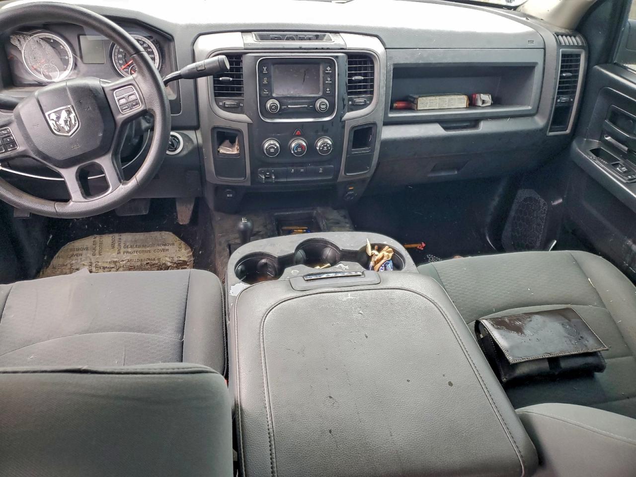 2016 RAM 2500 ST photo 8