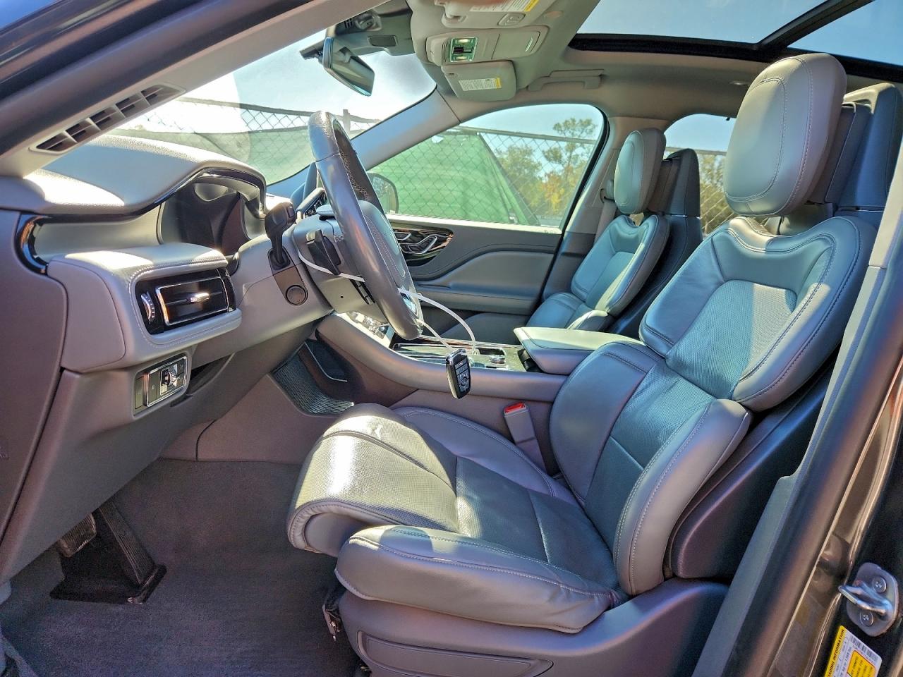 2020 LINCOLN AVIATOR RESERVE photo 7