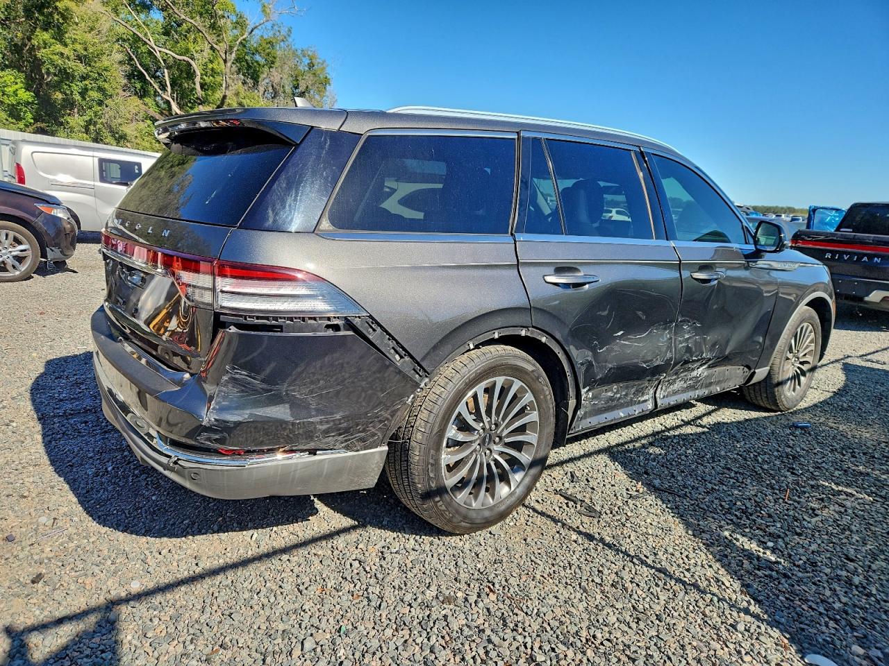 2020 LINCOLN AVIATOR RESERVE photo 3