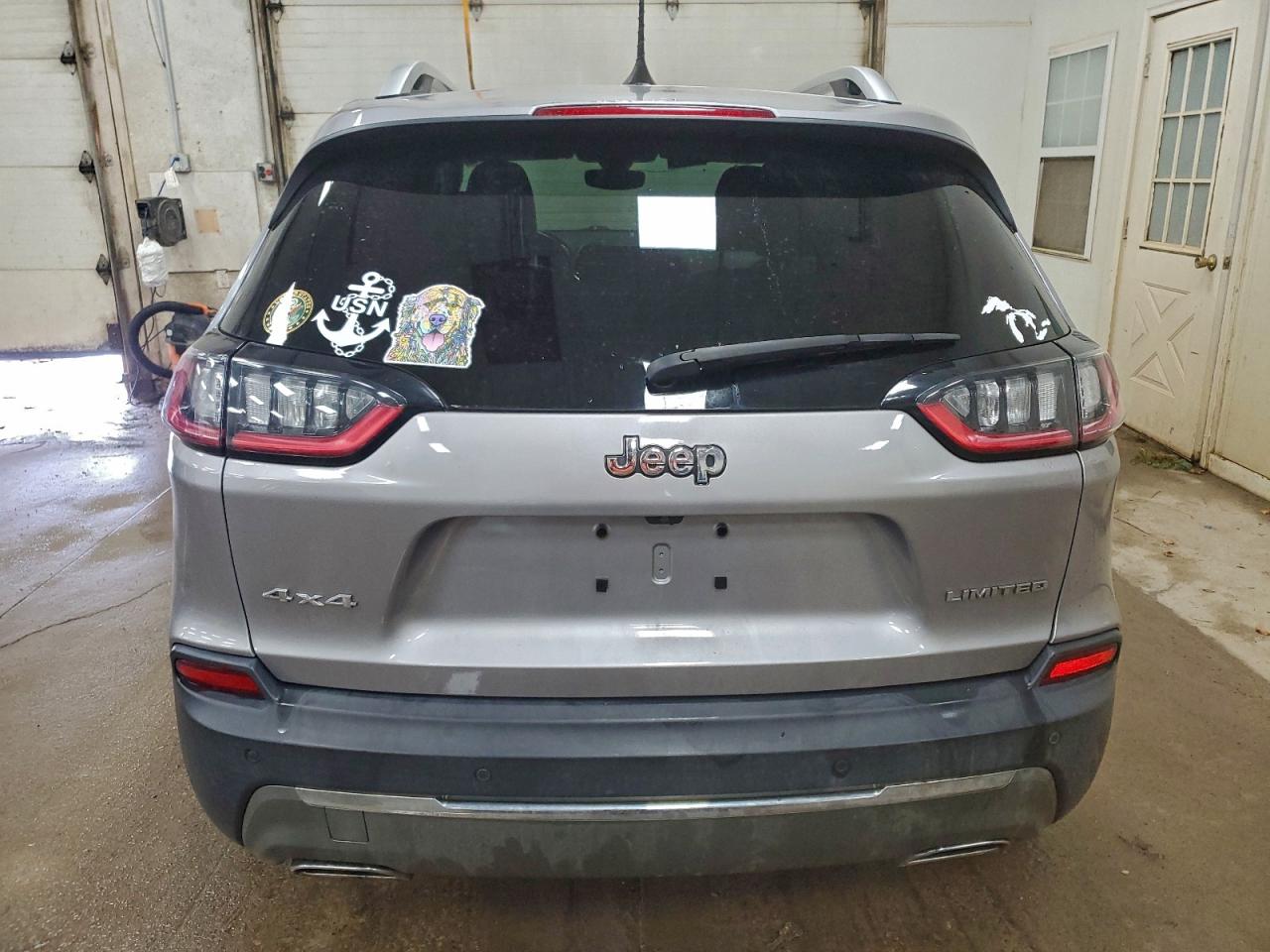 2019 JEEP CHEROKEE LIMITED photo 11