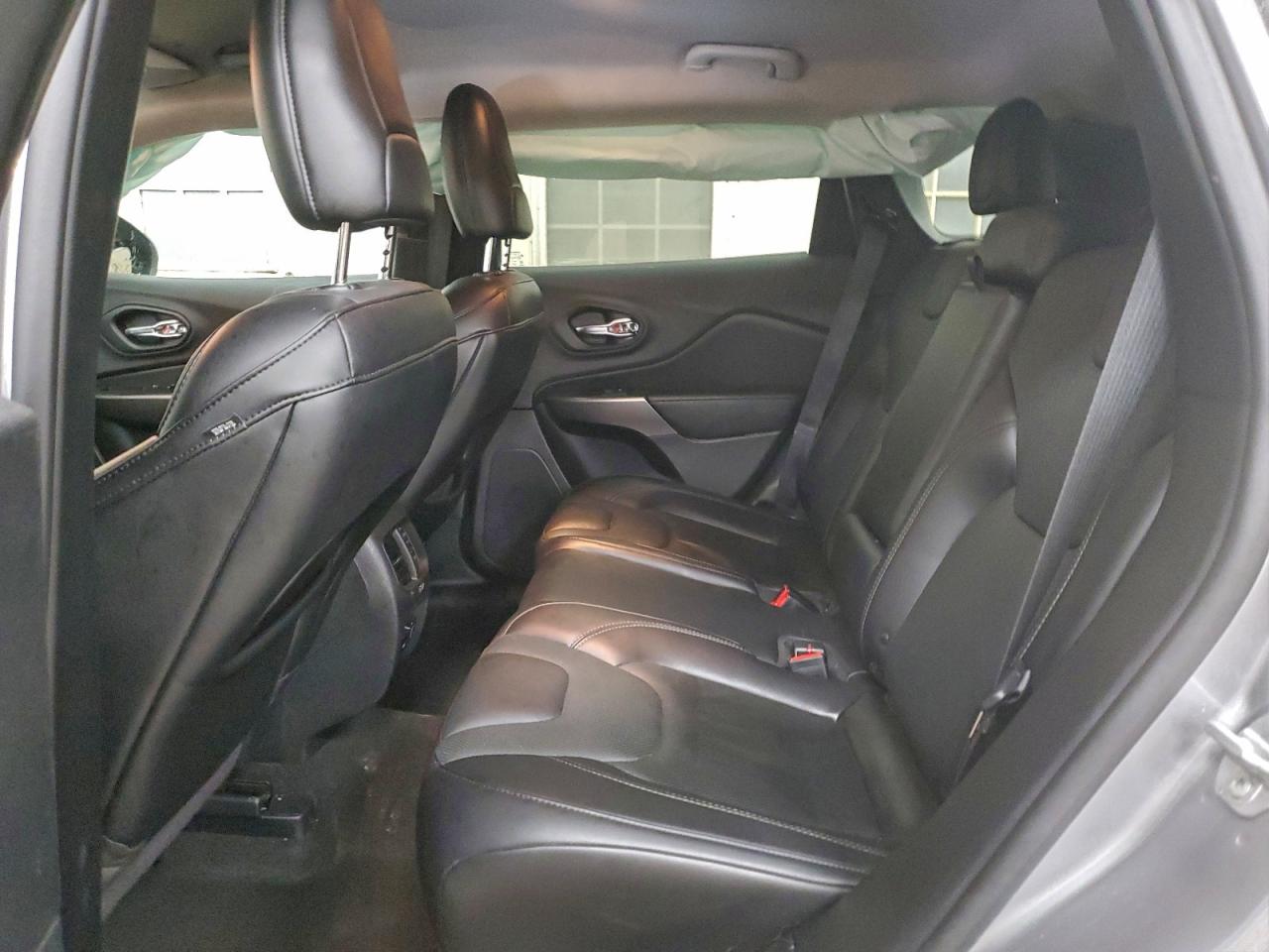 2019 JEEP CHEROKEE LIMITED photo 21