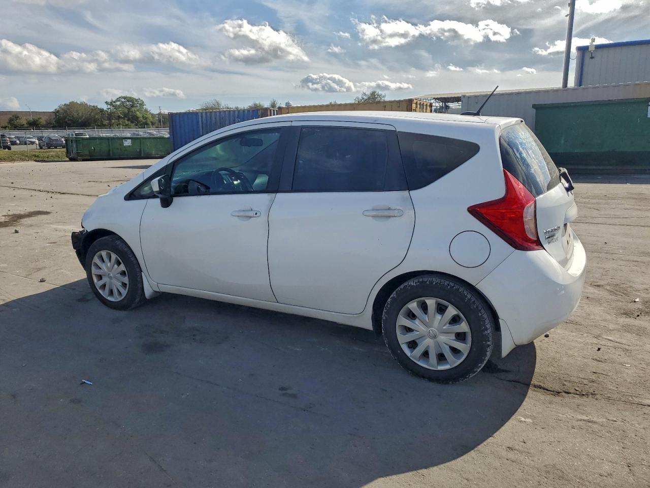 2016 NISSAN VERSA NOTE S photo 3