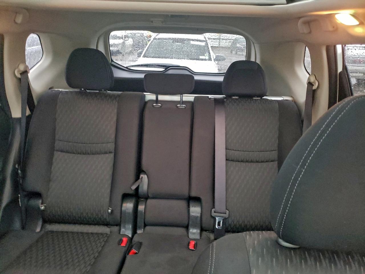 2019 NISSAN ROGUE S photo 10