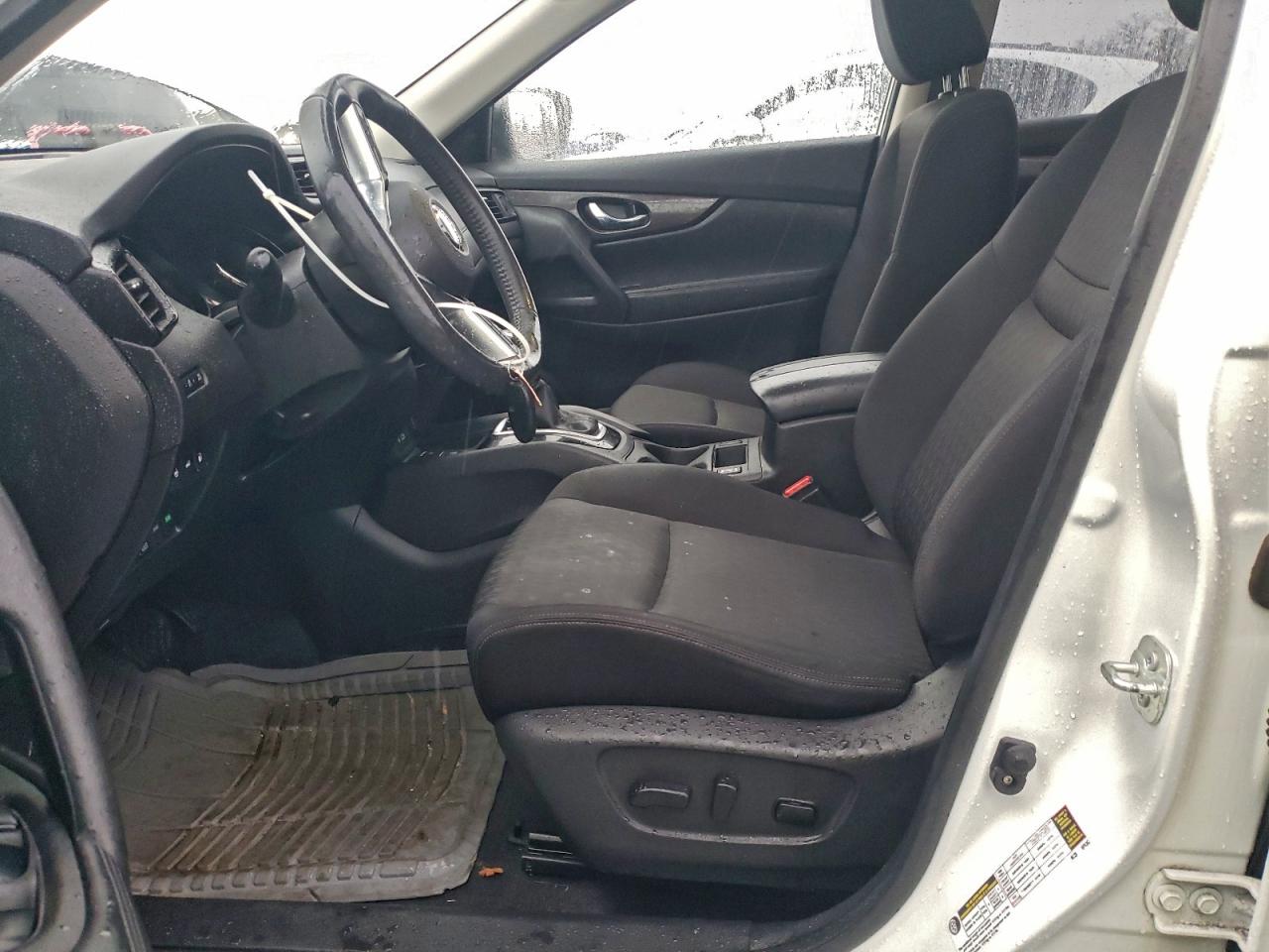 2019 NISSAN ROGUE S photo 7