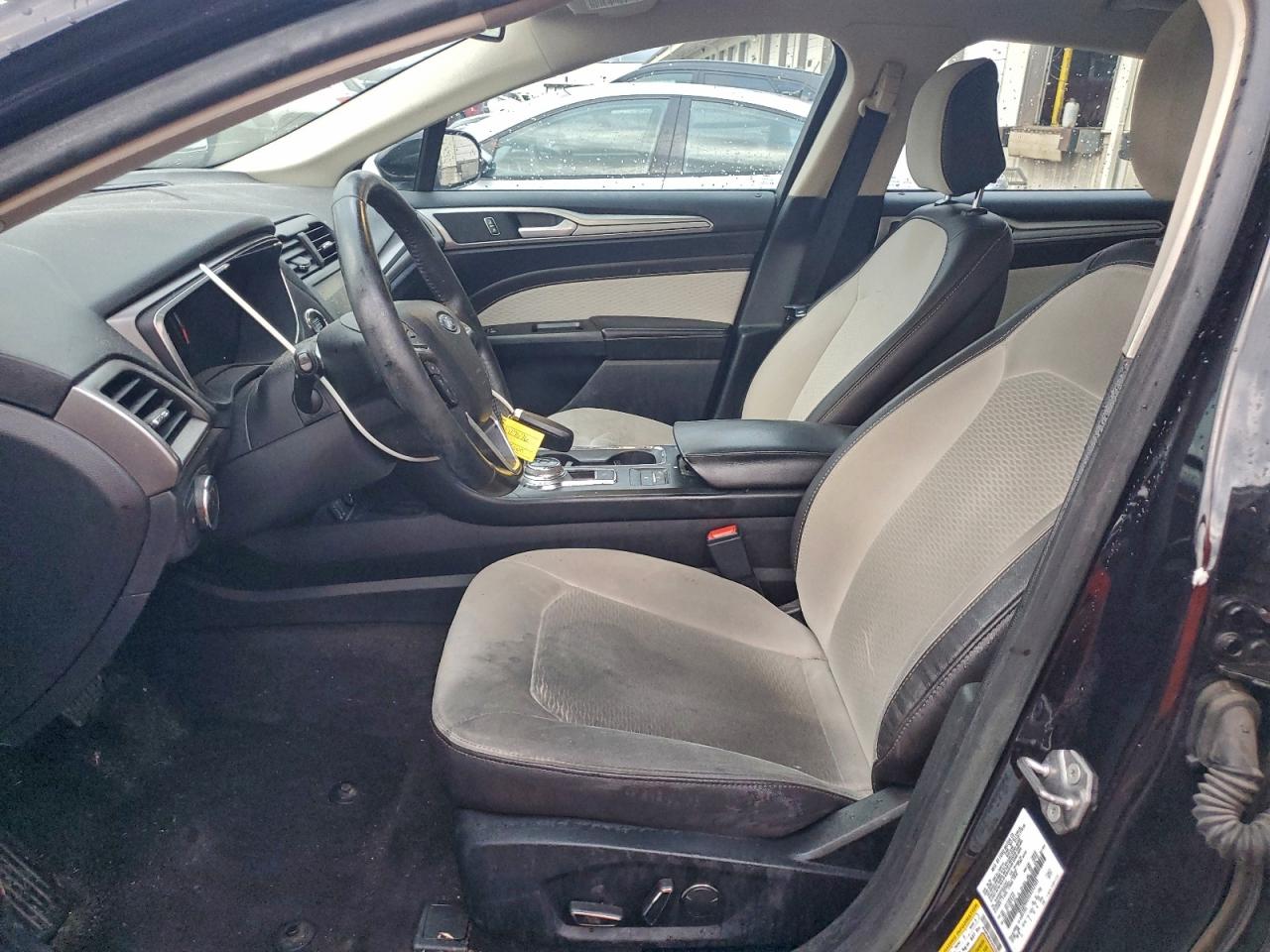 2020 FORD FUSION SE photo 19