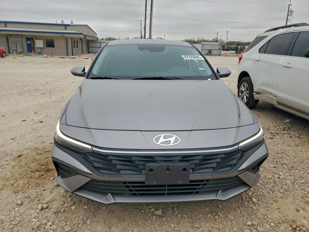 2025 HYUNDAI ELANTRA SE photo 5