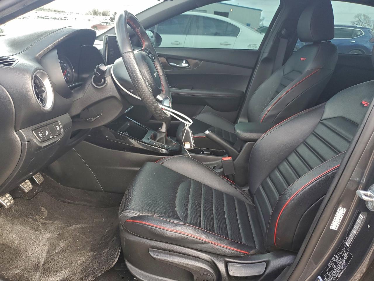 2023 KIA FORTE GT photo 7