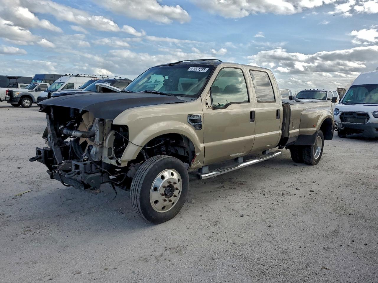 2004 FORD F550 SUPER photo 2