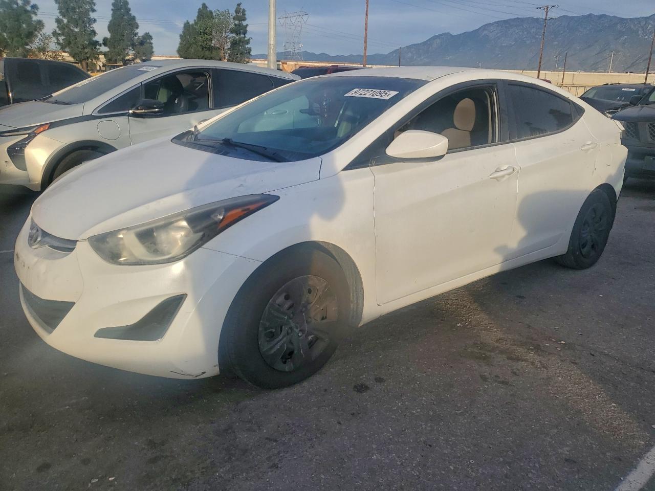 2016 HYUNDAI ELANTRA