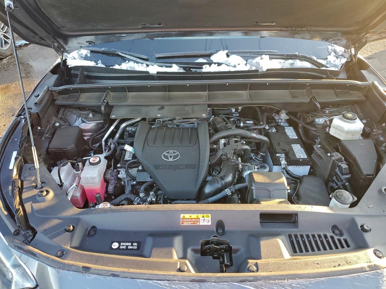 2024 TOYOTA HIGHLANDER LE photo 12