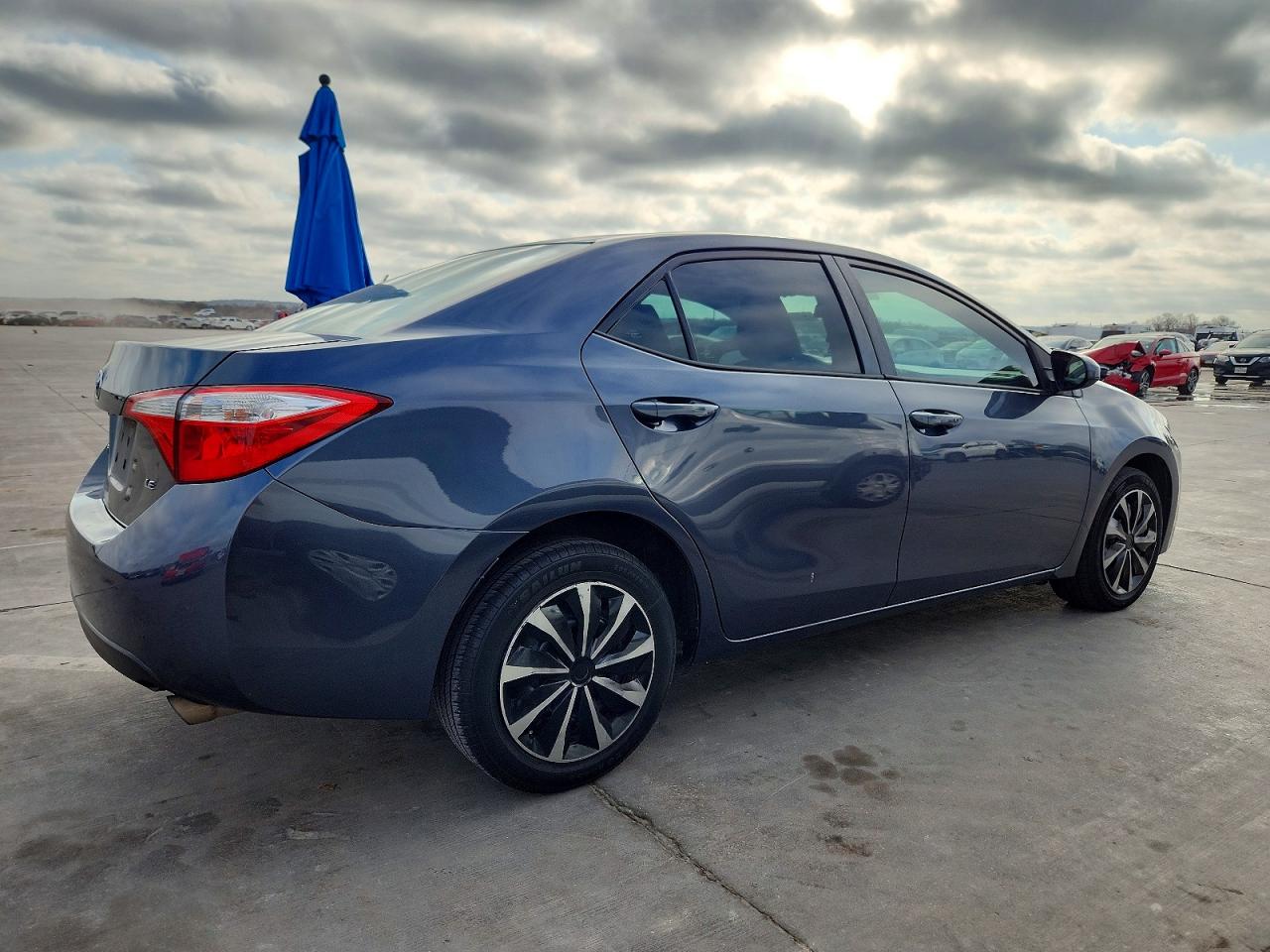 2015 TOYOTA COROLLA L photo 3