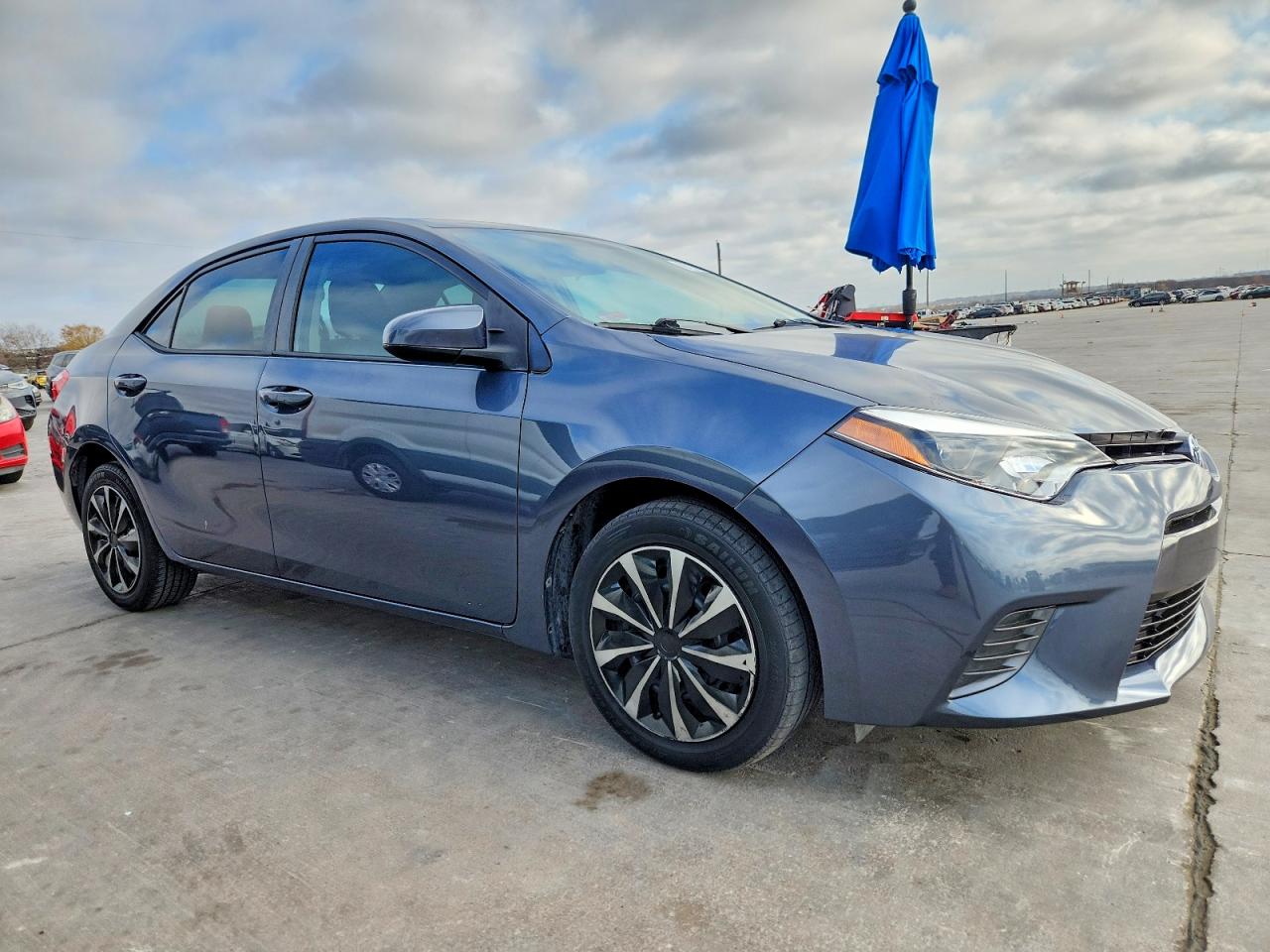 2015 TOYOTA COROLLA L photo 4