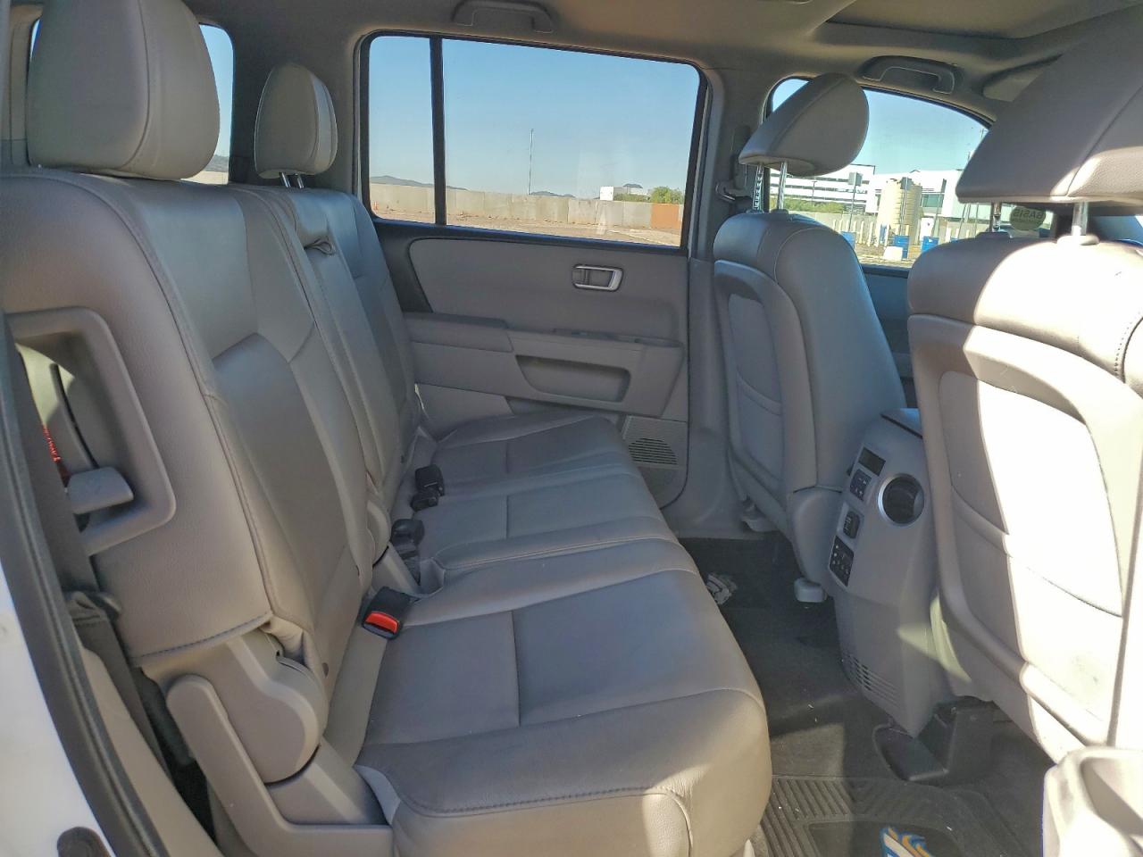 2012 HONDA PILOT EXL photo 10