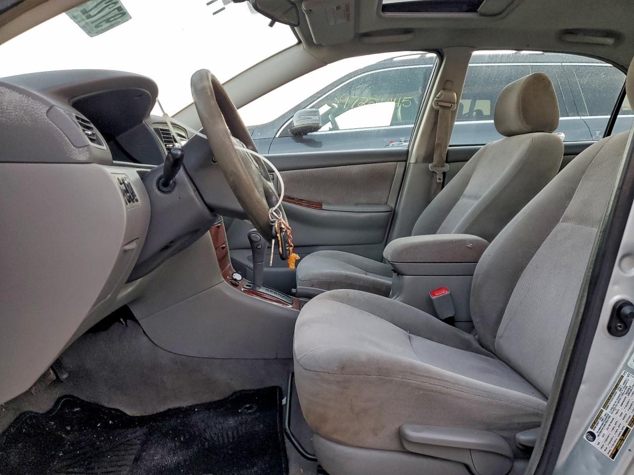 2006 TOYOTA COROLLA CE photo 7