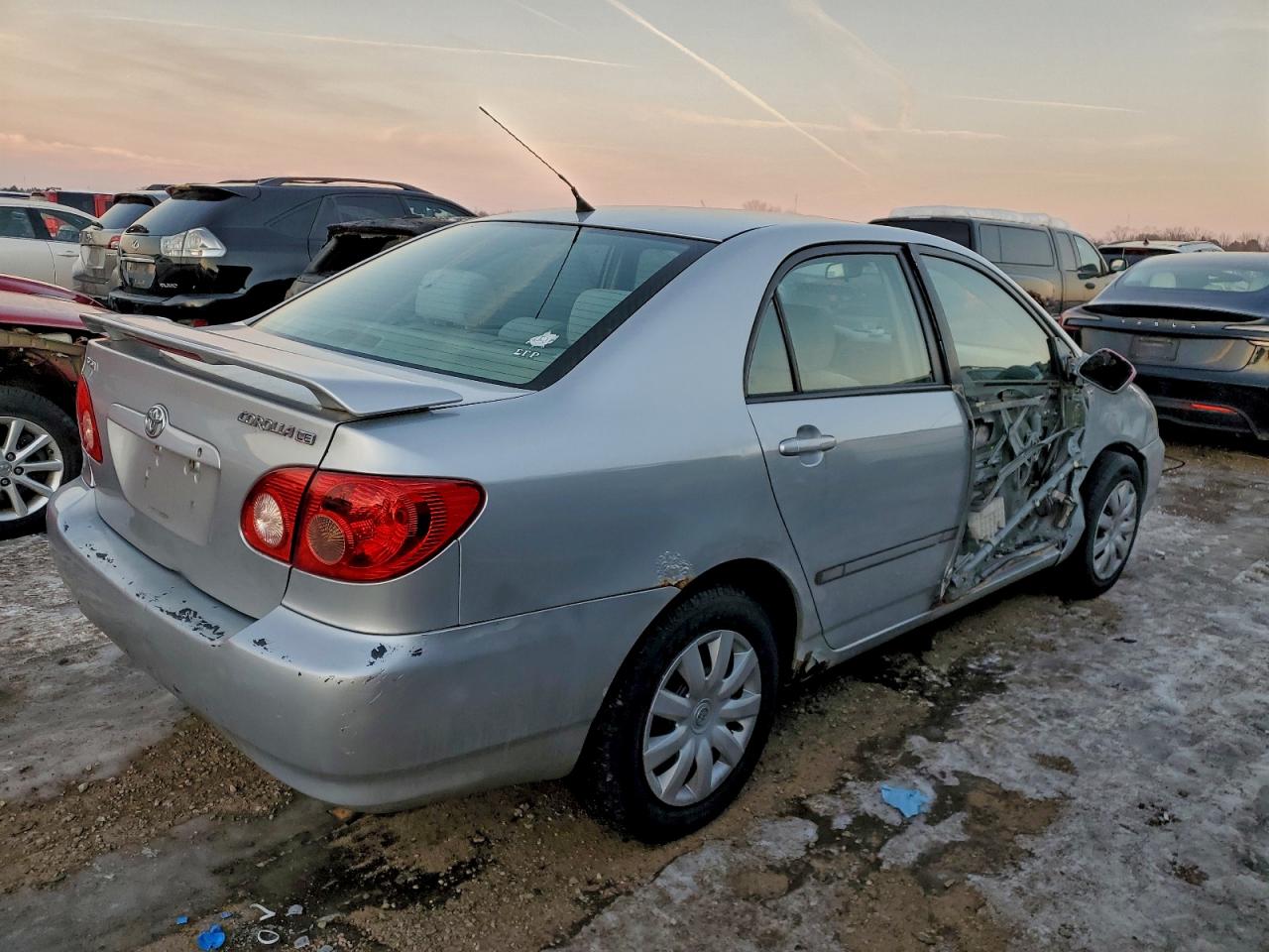 2006 TOYOTA COROLLA CE photo 3