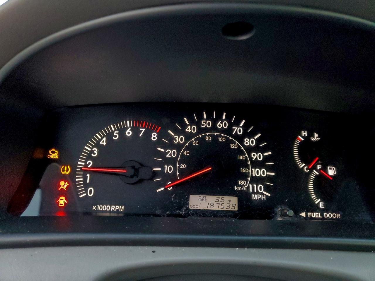 2006 TOYOTA COROLLA CE photo 9