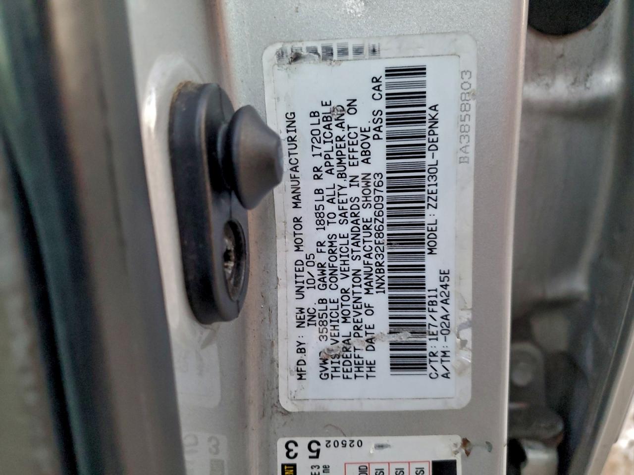 2006 TOYOTA COROLLA CE photo 12