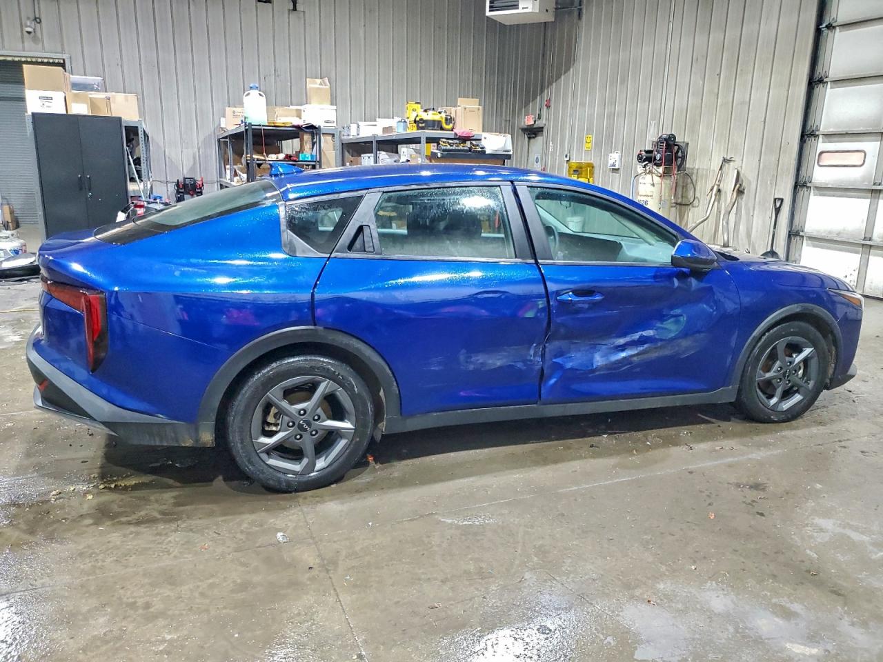 2025 KIA K4 LXS photo 3