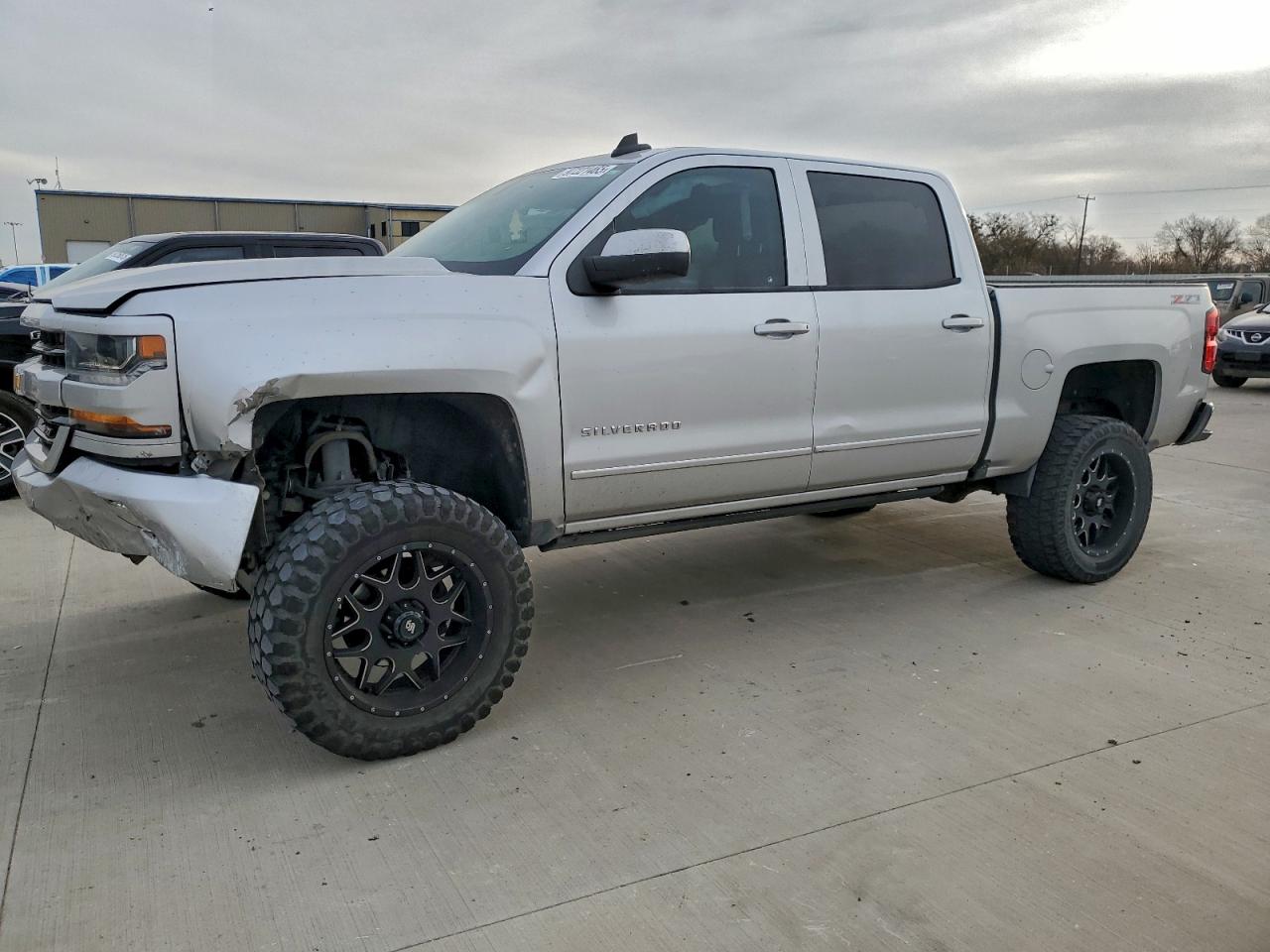 2017 CHEVROLET SILVERADO