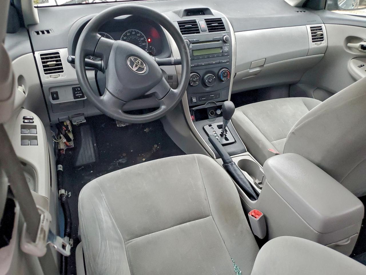2012 TOYOTA COROLLA BASE photo 8