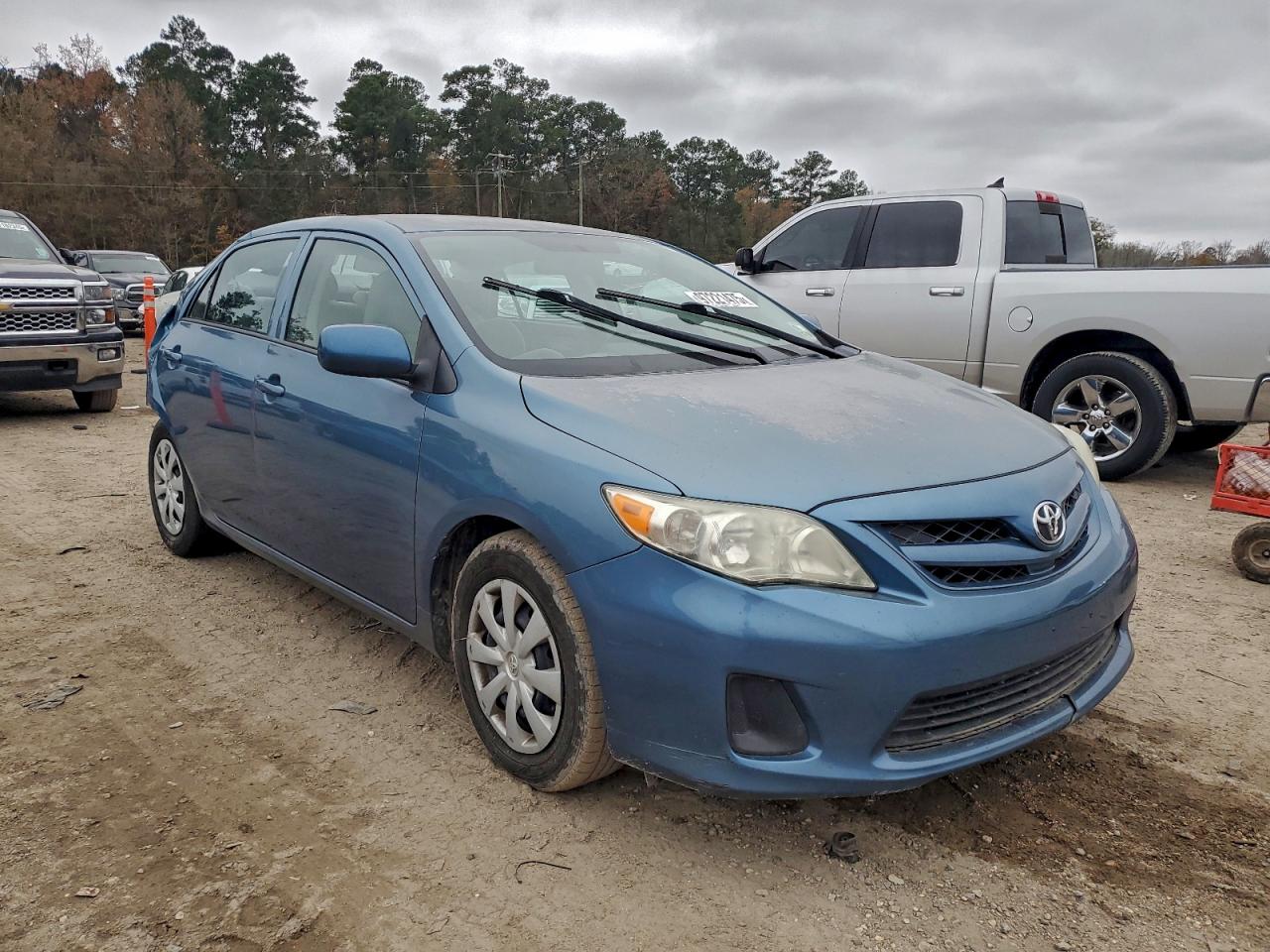 2012 TOYOTA COROLLA BASE photo 4