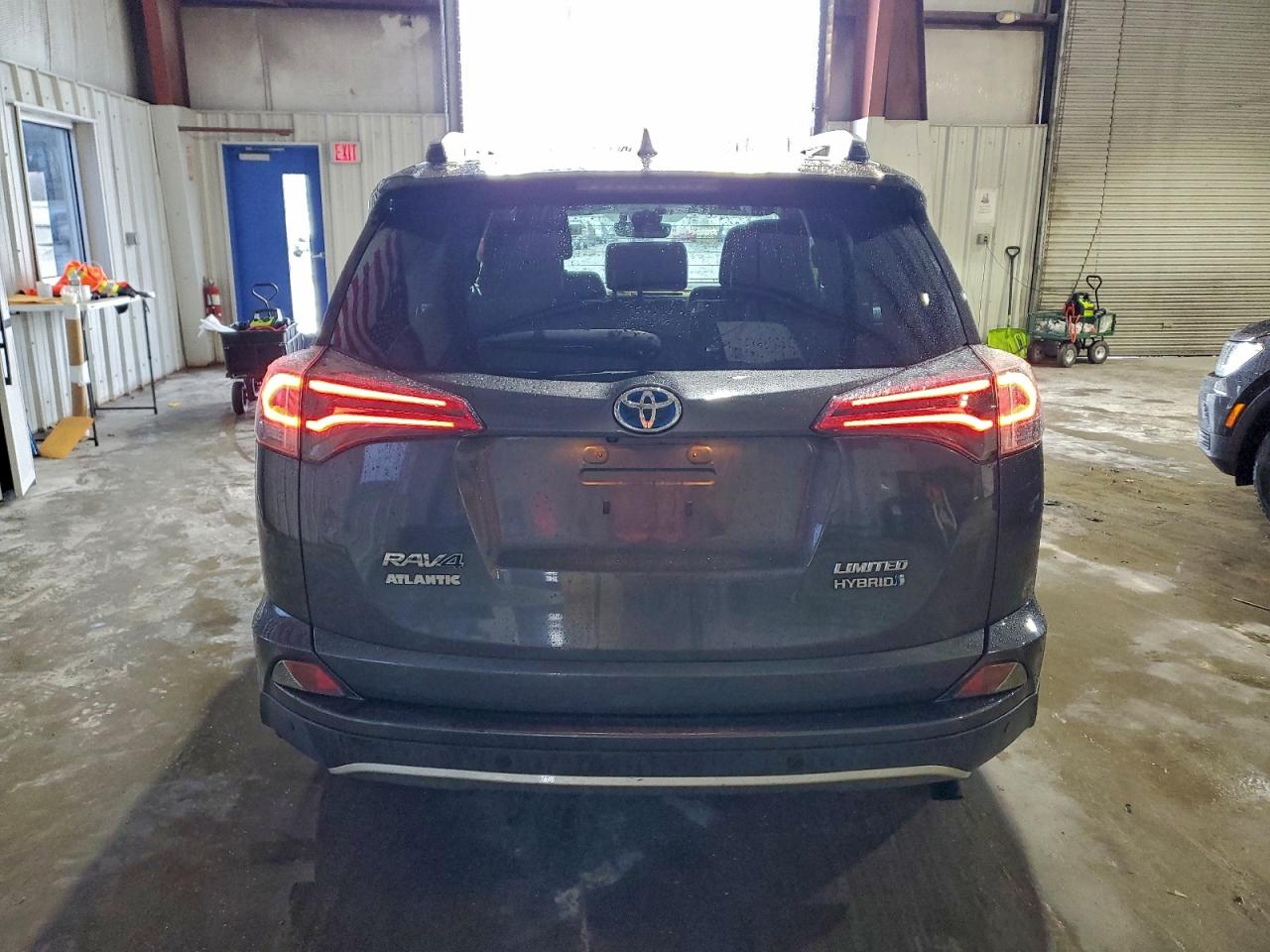 2016 TOYOTA RAV4 HV LIMITED photo 6