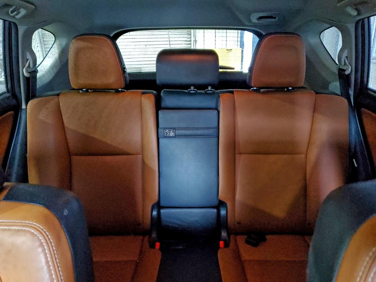 2016 TOYOTA RAV4 HV LIMITED photo 10