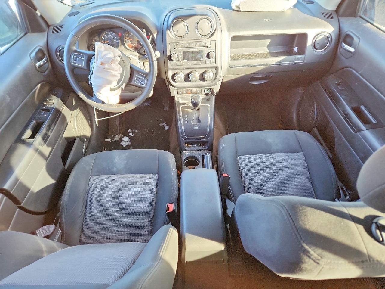 2014 JEEP PATRIOT LATITUDE photo 8