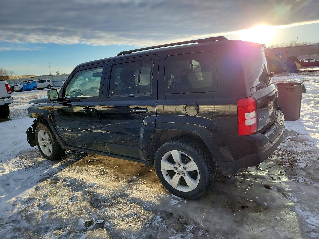 2014 JEEP PATRIOT LATITUDE photo 2