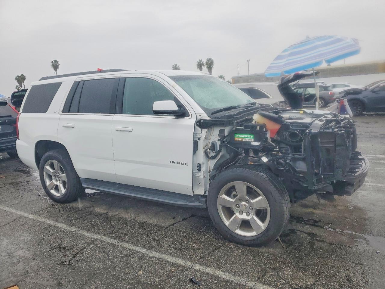 2017 CHEVROLET TAHOE K1500 LT photo 4