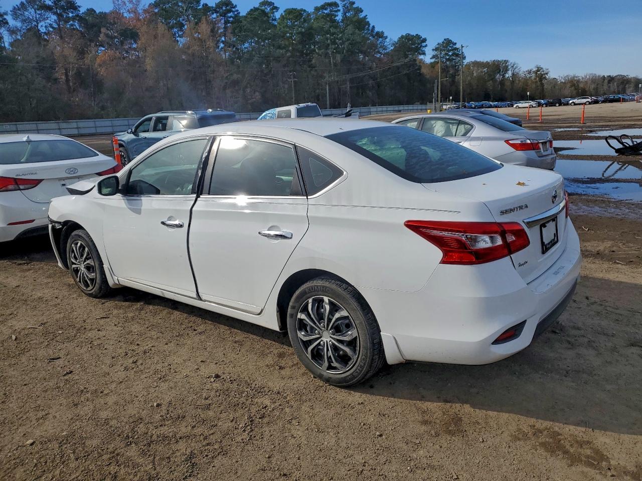 2019 NISSAN SENTRA S photo 2
