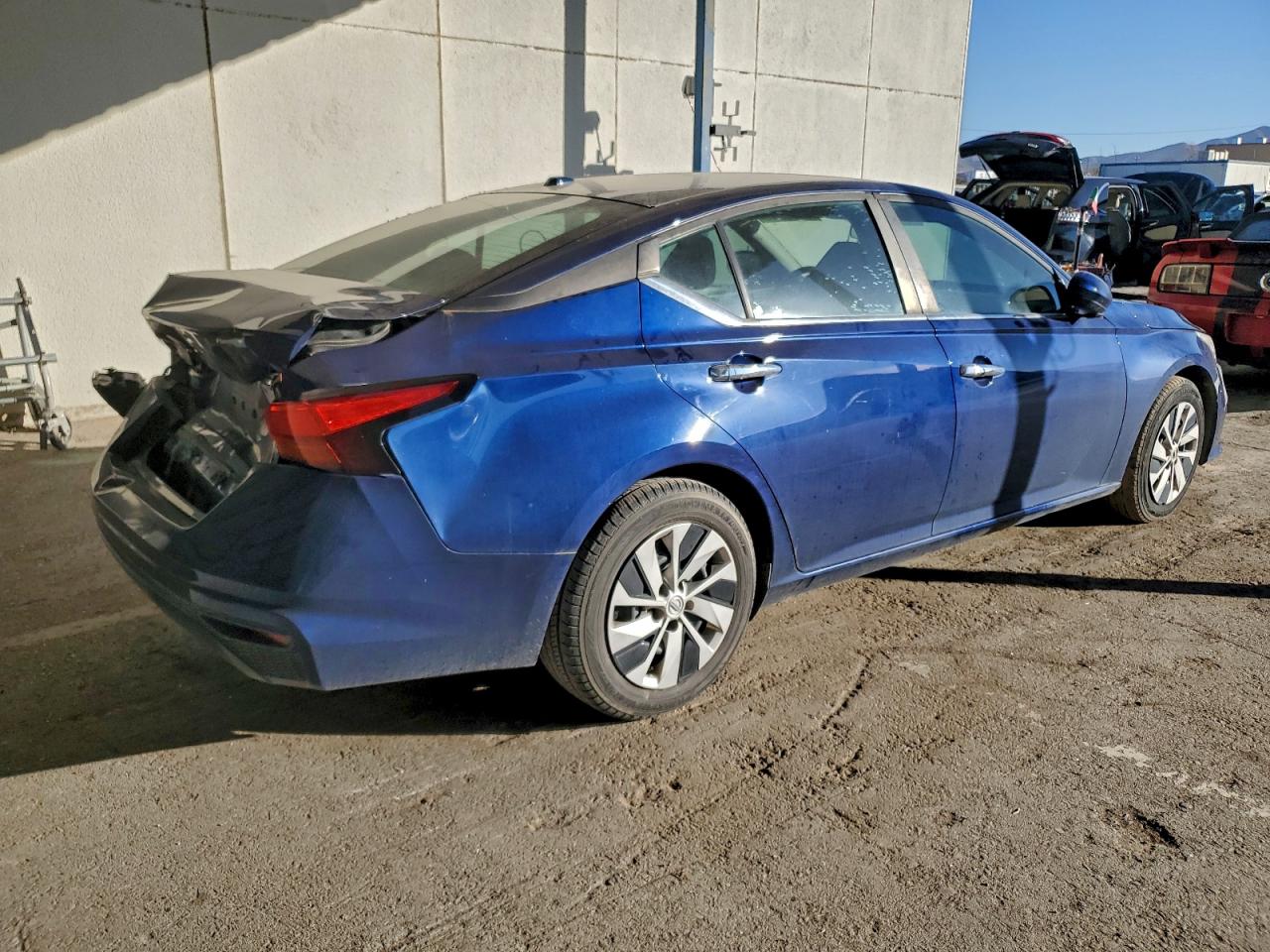2019 NISSAN ALTIMA S photo 3