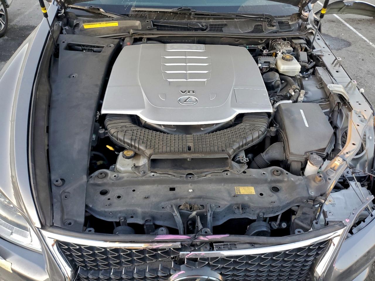 2014 LEXUS LS 460 photo 11