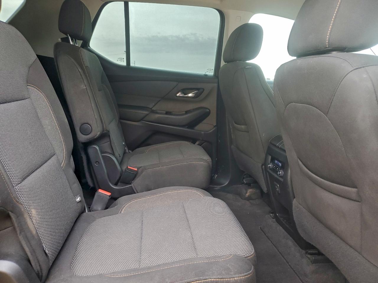 2020 CHEVROLET TRAVERSE LT photo 11
