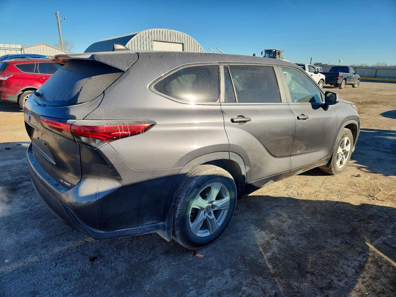 2023 TOYOTA HIGHLANDER L photo 3