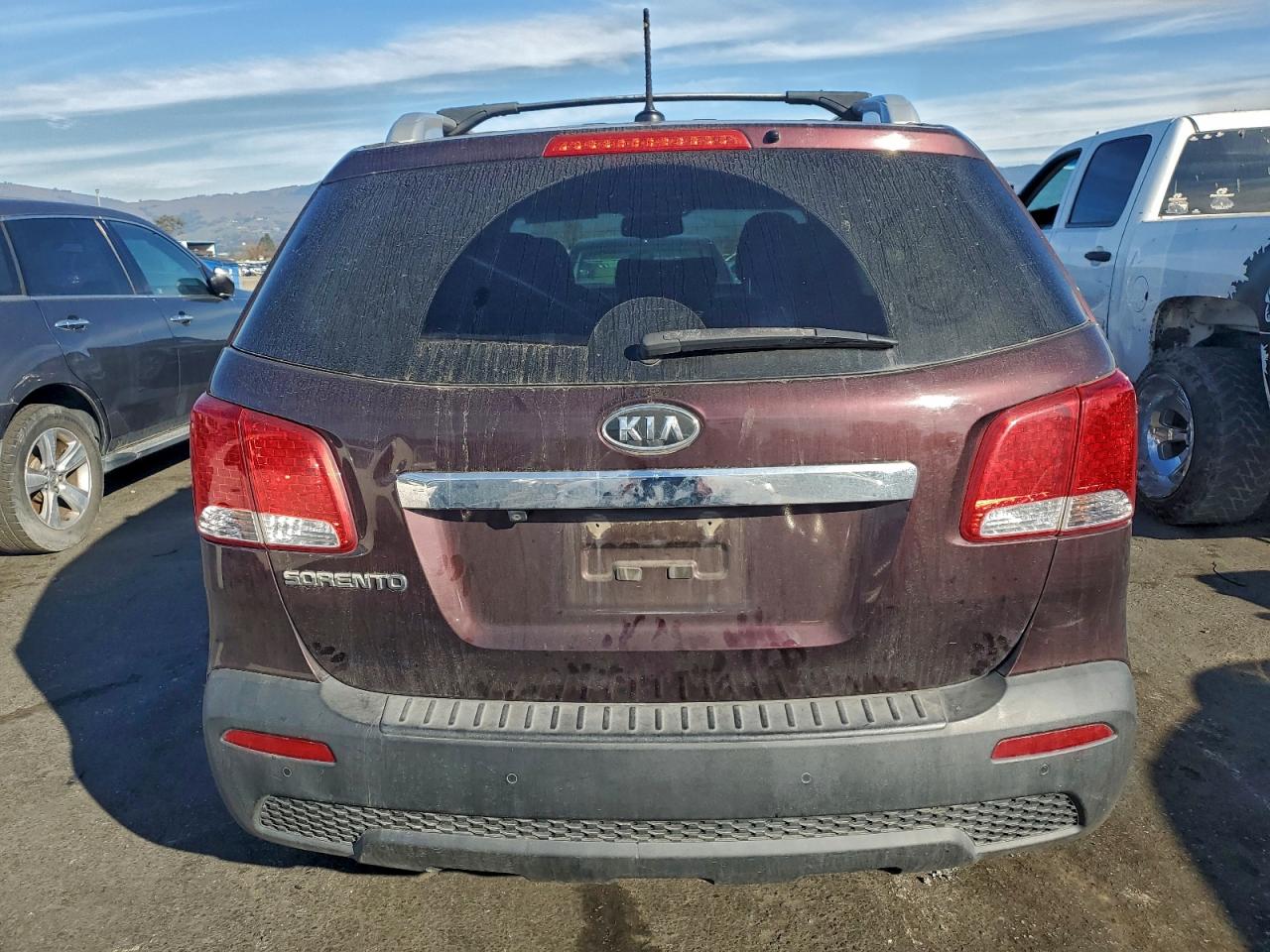 2012 KIA SORENTO BASE photo 6