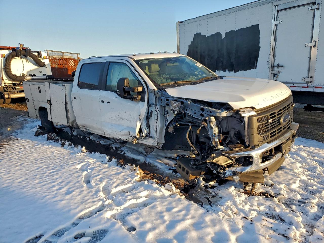 2023 FORD F350 SUPER DUTY photo 4