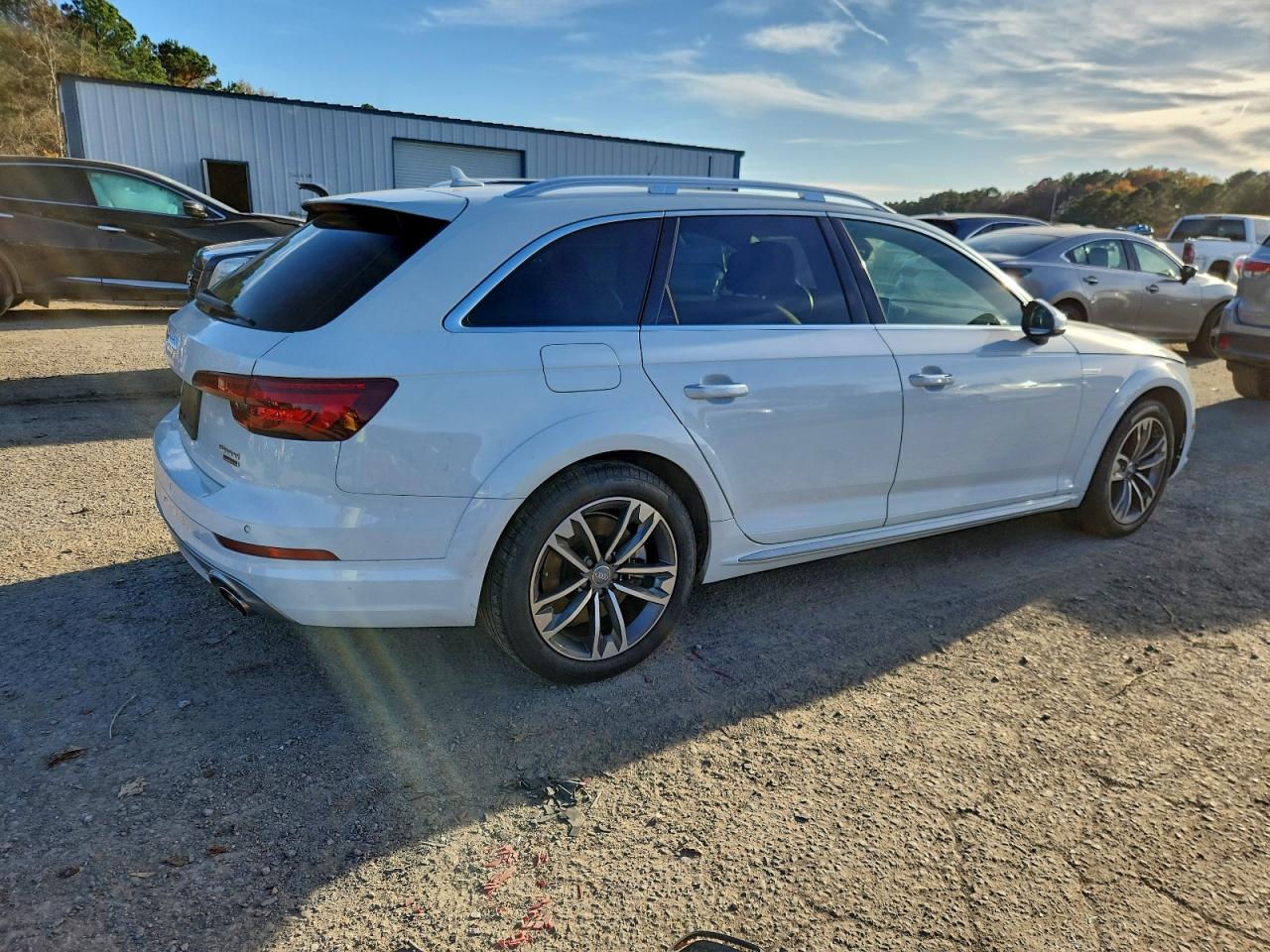 2018 AUDI A4 ALLROAD PREMIUM PLUS photo 3