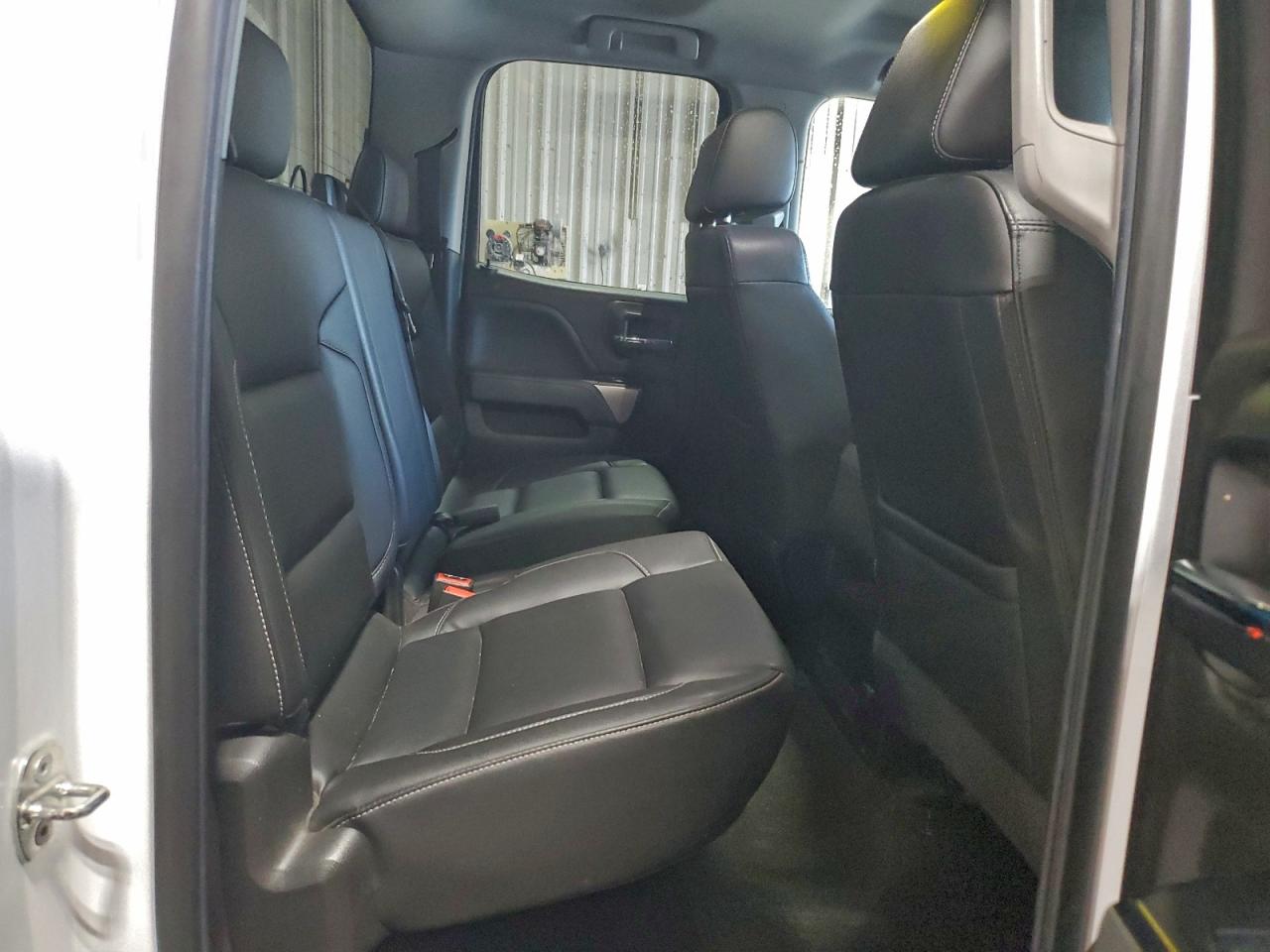 2018 CHEVROLET SILVERADO K1500 LT photo 10