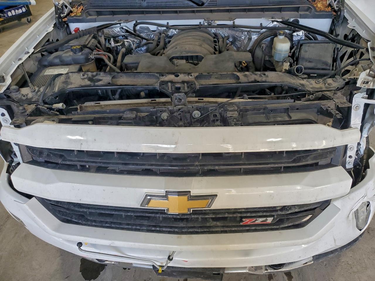 2018 CHEVROLET SILVERADO K1500 LT photo 11