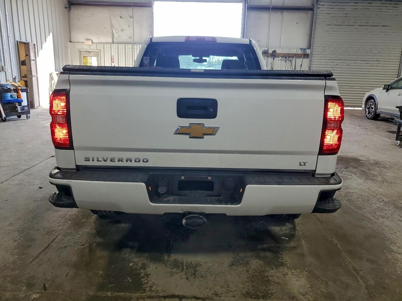 2018 CHEVROLET SILVERADO K1500 LT photo 6
