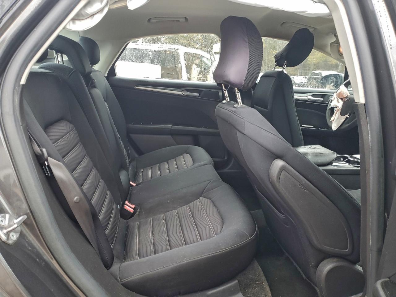 2016 FORD FUSION SE photo 10